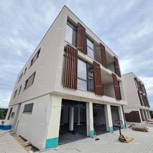 Novi, moderni, stambeni kompleks, Rovinj! Dvoetažni stan s parkirnim i garažnim mjestom! B4/A