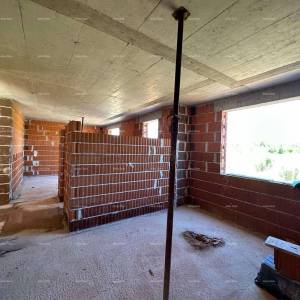 Novi projekt, Barbariga! Stan u prizemlju s vrtom i parkingom,  500 m od mora