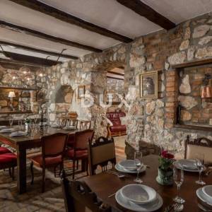 NOVI VINODOL, DRIVENIK - Kamena vila vrhunskog komfora u mirnoj oazi, 230m2