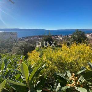 NOVI VINODOLSKI - stan 30 m2 s panoramskim pogledom na more! PRILIKA!