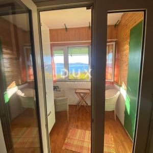 NOVI VINODOLSKI - stan 30 m2 s panoramskim pogledom na more! PRILIKA!