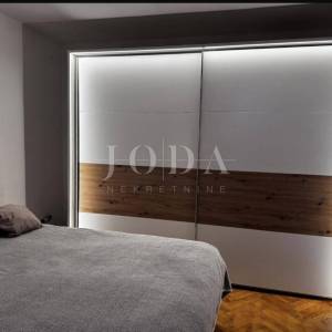 NOVI VINODOSLKI, stan na prvom katu, 150m od mora