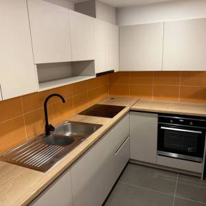 Novi Zagreb-Hrašće Turopoljsko, 3-sobni stan 90m2 s parkirnim mjestom