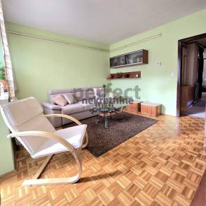 Novi Zagreb-Lanište, 2-sobni stan 50m2, svi sadržaji u blizini, 2.kat