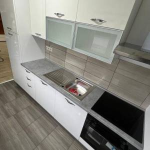 Novogradnja-Novi Jelkovec,3S stan u prizemlju manje stambene zgrade,PM