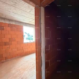 Novogradnja, odlična lokacija.