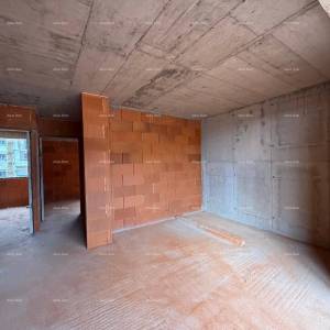 Novogradnja, odlična lokacija.