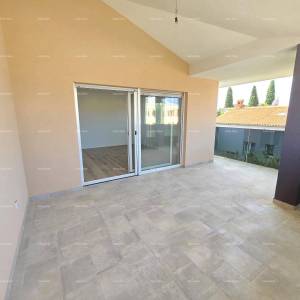 Novogradnja. Prostrani stan u Fažani, blizu centra i mora, savršeno za život ili odmor!