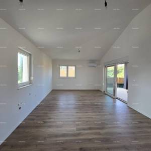 Novogradnja. Prostrani stan u Fažani, blizu centra i mora, savršeno za život ili odmor!