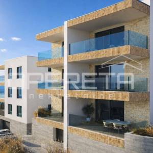 Novogradnja Ražanj, 70 m od mora, stan s balkonom i pogledom