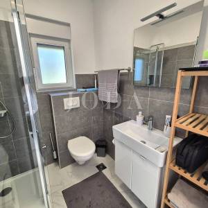 Novogradnja s pogledom na more