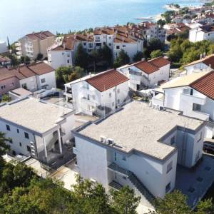 Novogradnja s pogledom na more