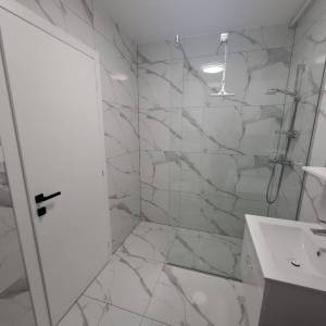 NOVOGRADNJA Sveta Klara: 2S stan 50m2 s terasom, vanjsko PM