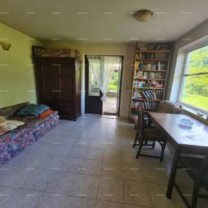 OBITELJSKA KUĆA, MUNTIĆ.  Udaljenost od centra grada Pule 8 km.