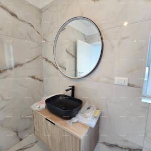 Odlična lokacija, 1 km do centra Medulina. Prodaje se nova kuća sa bazenom na odličnoj lokaciji, blizu mora!