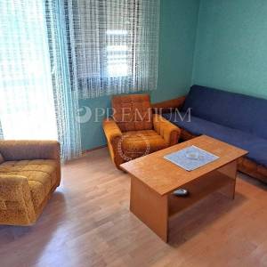 Okolica Krka – kuća s projektom rekonstrukcije i dozvolom!