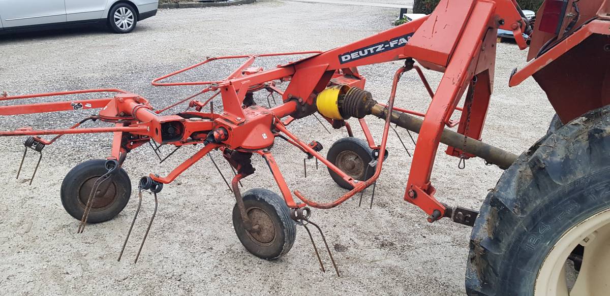 Okretač sijena DEUTZ - FAHR KH 400 DN