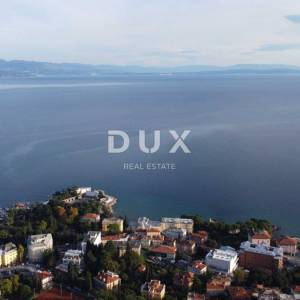 OPATIJA, CENTAR- građevinsko zemljište 950m2 s GRAĐ. DOZVOLOM s panoramskim pogledom na more za obiteljsku kuću/ villu/ stamben...