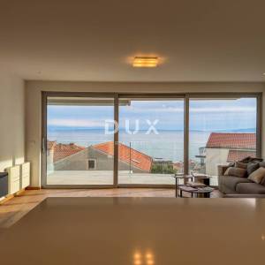 OPATIJA, CENTAR - stan u dovršenoj luksuznoj novogradnji s garažom i bazenom