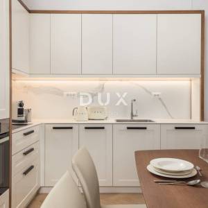 OPATIJA, CENTAR – unikatan stan od 90 m2, remek-djelo austro-ugarske gradnje u centru Opatije