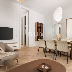 OPATIJA, CENTAR – unikatan stan od 90 m2, remek-djelo austro-ugarske gradnje u centru Opatije