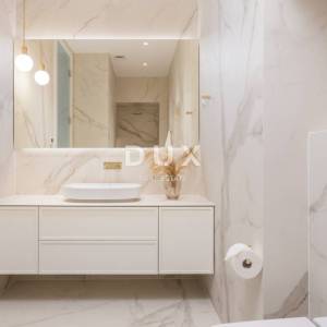 OPATIJA, CENTAR – unikatan stan od 92 m2, remek-djelo austro-ugarske gradnje u centru Opatije