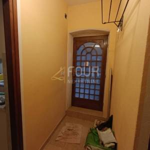 Opatija, kuća, 140m2, okućnica 386m2