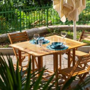 Opatija, kuća - prizemnica s natkrivenom terasom i okućnicom