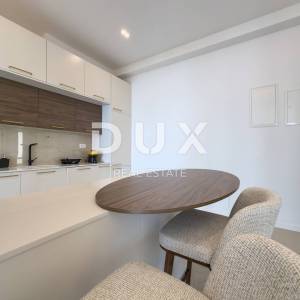 OPATIJA, LOVRAN - ekskluzivan stan s panoramskim pogledom i bazenom