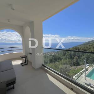 OPATIJA, LOVRAN - ekskluzivan stan s panoramskim pogledom i bazenom
