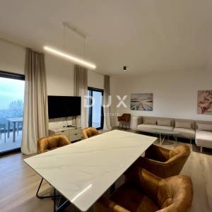 OPATIJA, LOVRAN - Vrhunski stan s pogledom na more i bazenom na korištenje