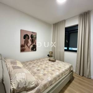 OPATIJA, LOVRAN - Vrhunski stan s pogledom na more i bazenom na korištenje