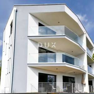 OPATIJA, OPRIĆ - stan u novogradnji s vrtom i pogledom na more