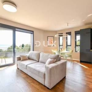 OPATIJA, OPRIĆ - stan u novogradnji s vrtom i pogledom na more