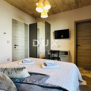 OPATIJA, POLJANE - Autohtona kamena vila s panoramskim pogledom!
