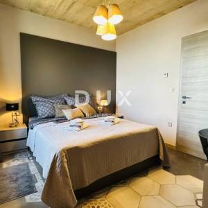 OPATIJA, POLJANE - Autohtona kamena vila s panoramskim pogledom!