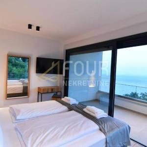 Opatijska rivijera, Medveja, samostojeće kuća s bazenom