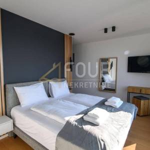 Opatijska rivijera, Medveja, samostojeće kuća s bazenom