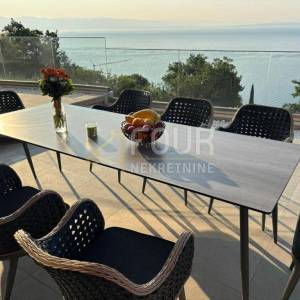 Opatijska rivijera, Medveja, samostojeće kuća s bazenom