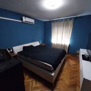 Osijek, Retfala, katnica 210m2+dvorišni stan+garaža