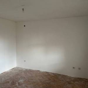 Osijek, Retfala, katnica 210m2+dvorišni stan+garaža