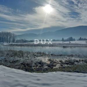 OTOČAC, ČOVIĆI - Komadić prirode kraj rijeke Gacke, 1234m2