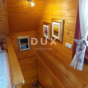 OTOČAC, LIČKO LEŠČE - Idilična kuća s bazenom