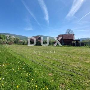 OTOČAC, LIČKO LEŠČE - Idilična kuća s bazenom