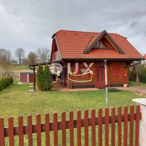 OTOČAC, LIČKO LEŠČE - Idilična kuća s bazenom