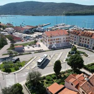 OTOK CRES, GRAD CRES - vrhunska novogradnja na top lokaciji strogi centar 50m od mora
