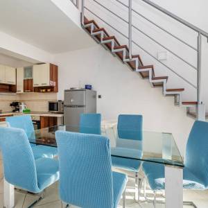 OTOK KRK, BAŠKA - Dvoetažni apartman s pogledom na more