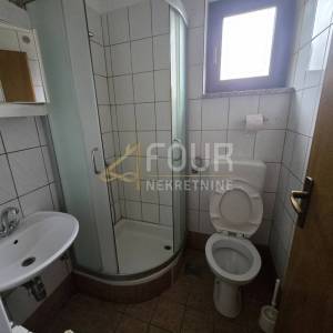 Otok Krk, Krk, 399m2, kuća s bazenom