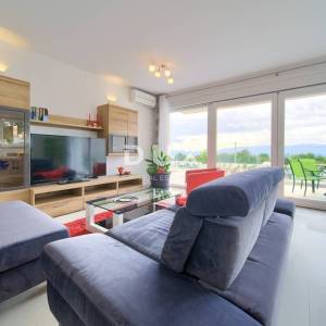 OTOK KRK, LINARDIĆI - Moderan stan sa pogledom na more