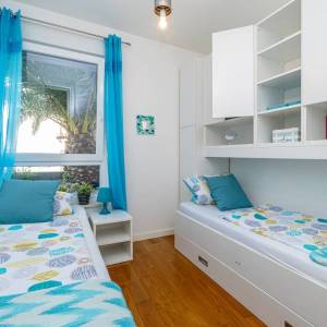 OTOK KRK, NJIVICE - dVoetažni apartman 150 metara od plaže